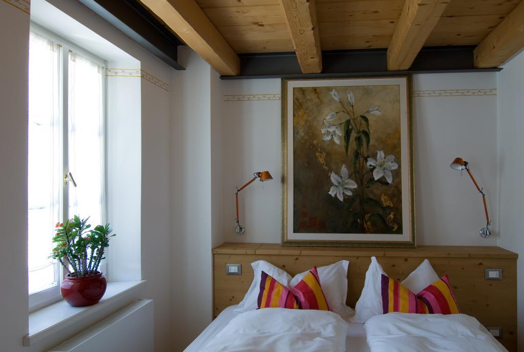 Locanda Tana De 'L Ors ヴァル・ディ・ゾルド 部屋 写真