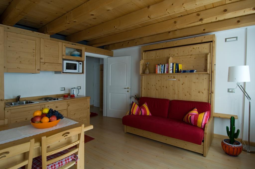 Locanda Tana De 'L Ors ヴァル・ディ・ゾルド 部屋 写真